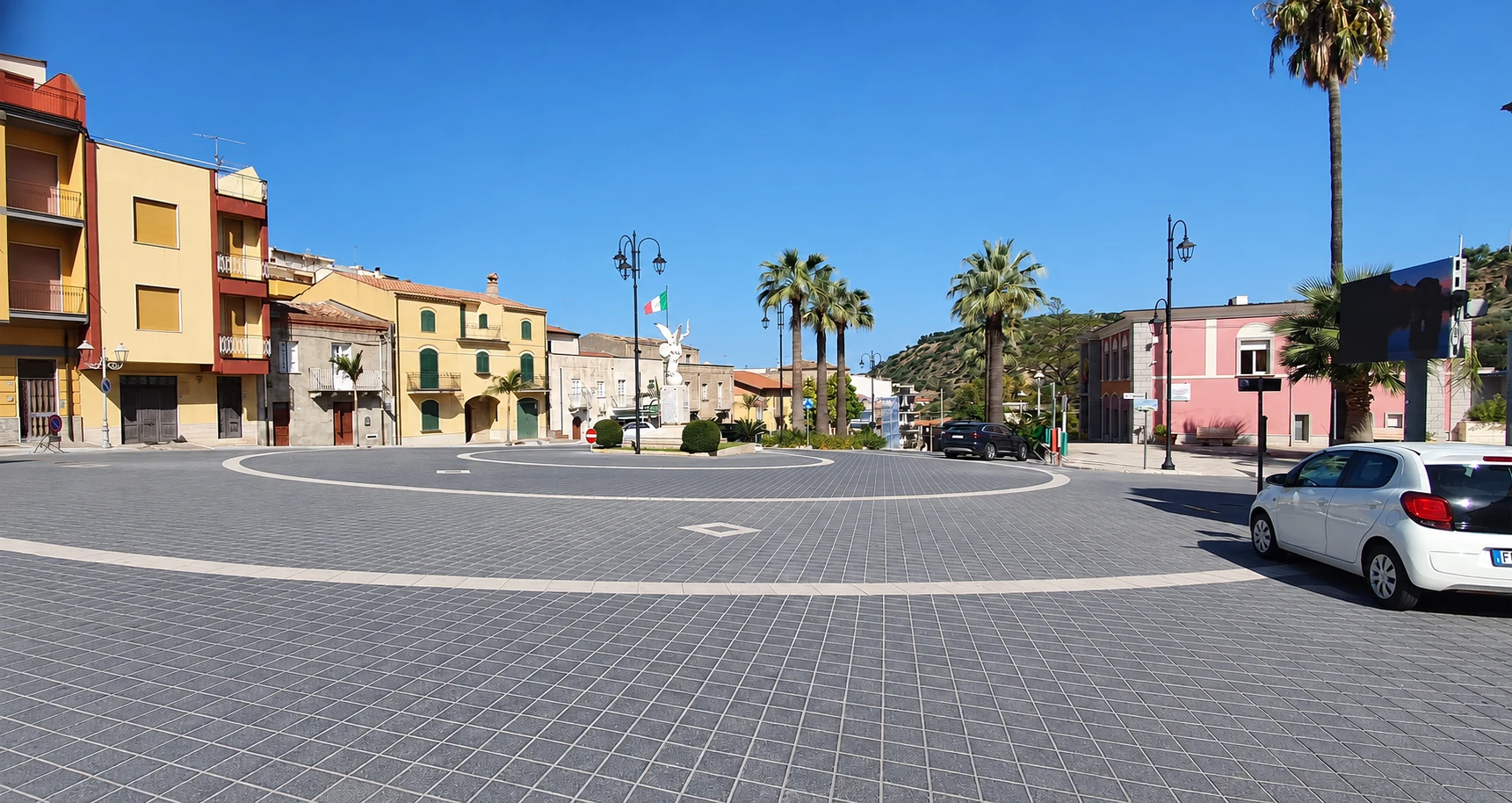 Rodi Milici (ME) - Piazza